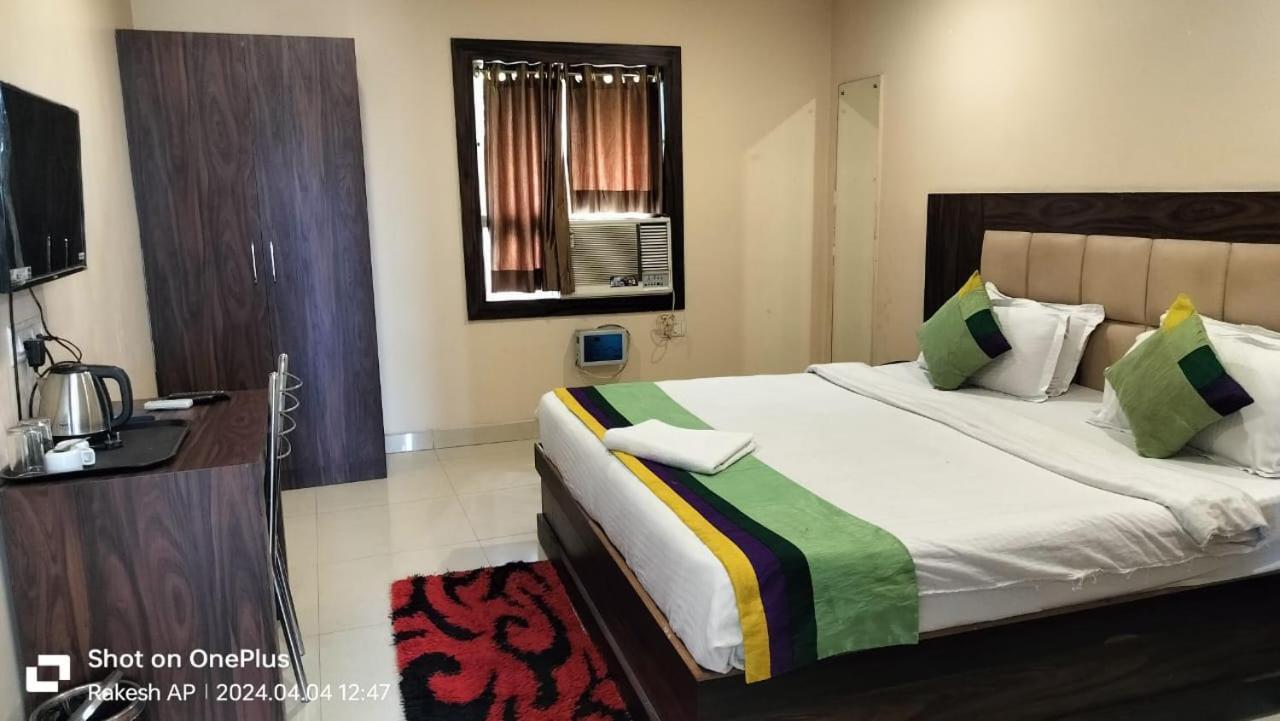 Hotel Paradise Convention Bhubaneswar Dış mekan fotoğraf