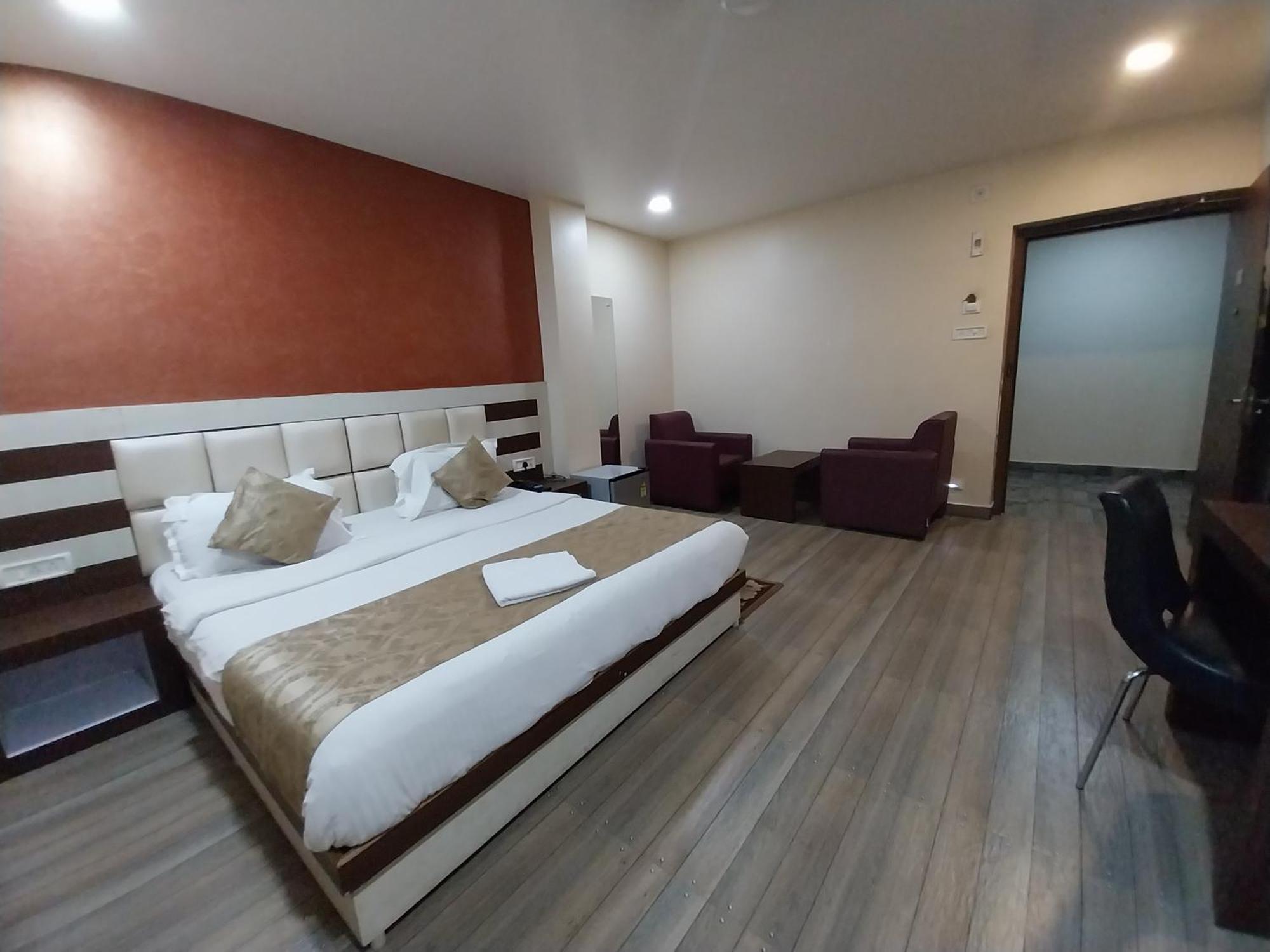 Hotel Paradise Convention Bhubaneswar Dış mekan fotoğraf
